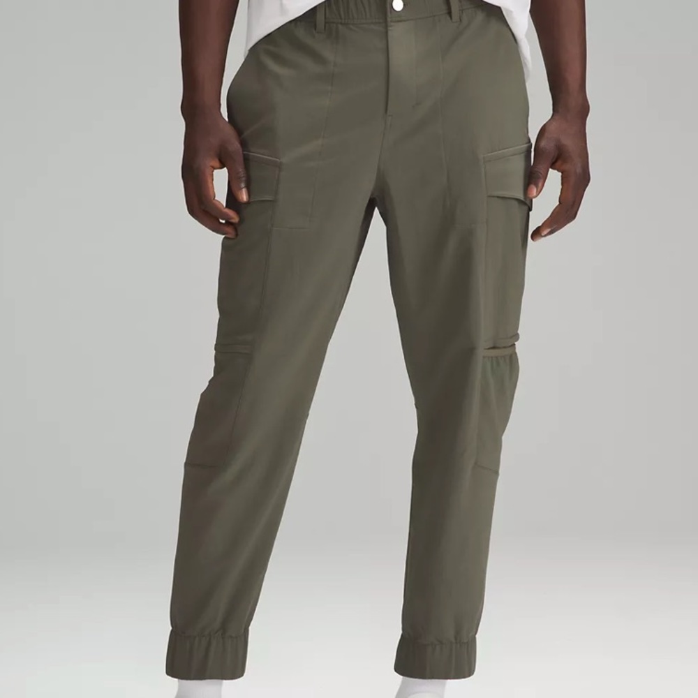 Lululemon Cargo Pocket Jogger